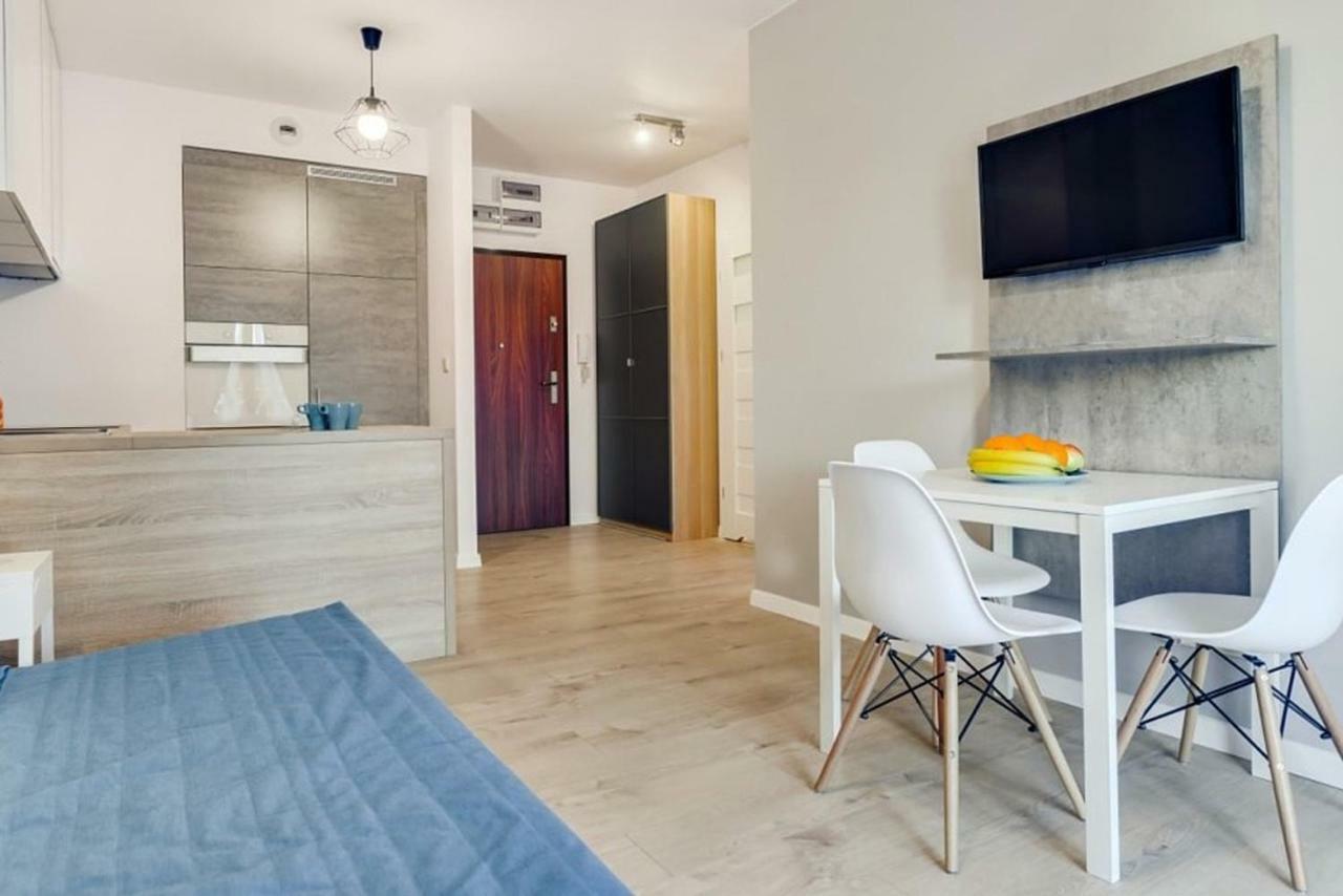 Bluebird City Center Apartment วรอตซวาฟ ภายนอก รูปภาพ